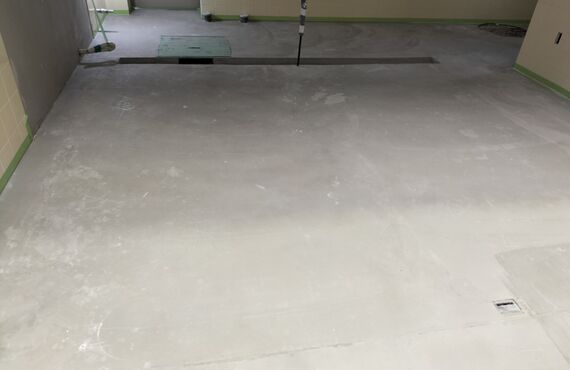 神戸市新築店舗塗床工事| 拠点の豊中市と箕面市などの周辺地域で防水工事を行うassist