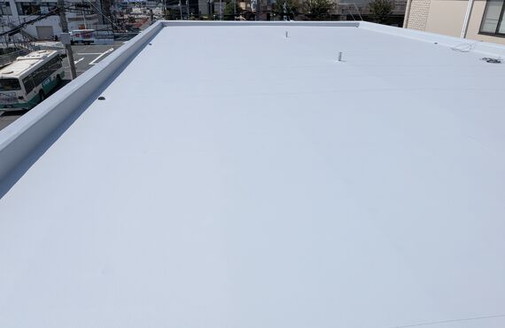 箕面市屋上からの雨漏りの為、シート防水工事 | 豊中市と箕面市などの周辺地域で雨漏り修理を行うassist